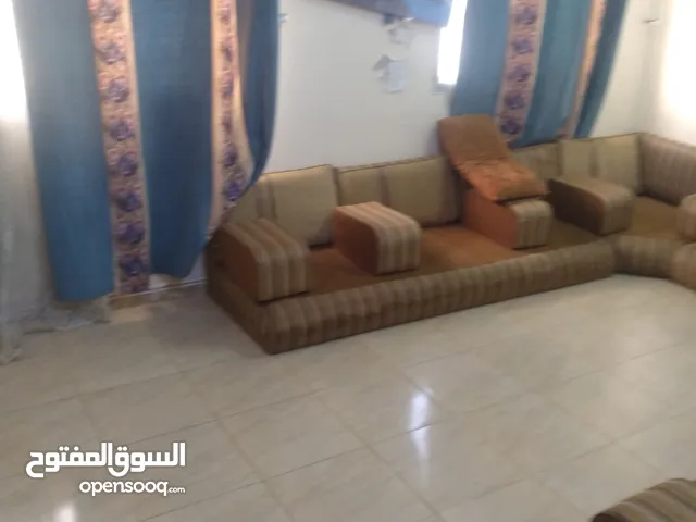 350m2 3 Bedrooms Apartments for Rent in Aden Shaykh Uthman