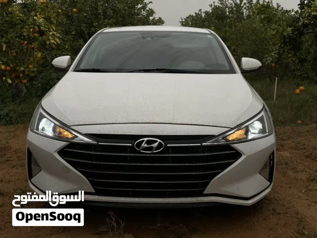 Used Hyundai Elantra in Tripoli