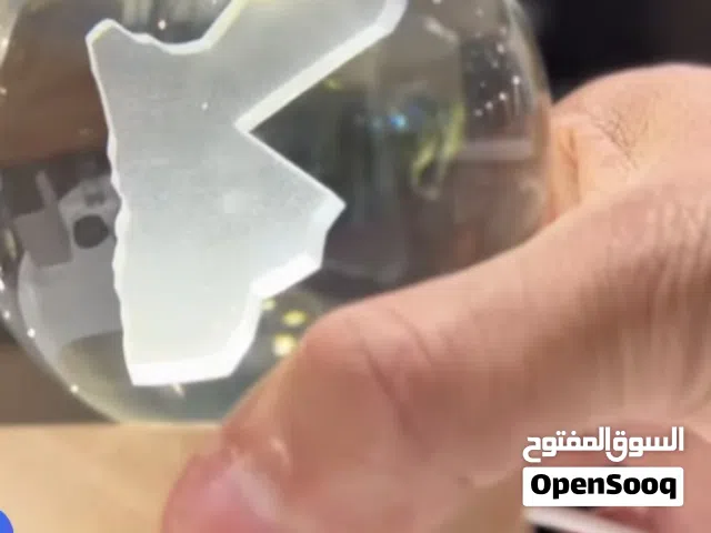 كرات كريستال وبلورات مناظر