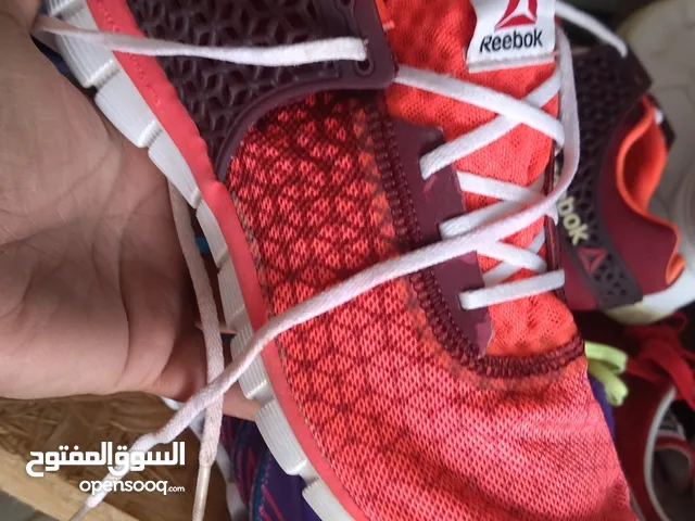 بوت ريبوك نظيف Reebok