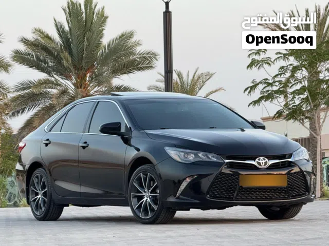 2017 تويوتا كامري XSE