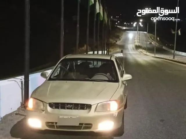 هونداي فيرنا 2000 للبيع