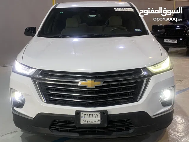 شيفروليت ترافرس موديل 2023 ابيض بدون رقم قطعه وحده صبغ فقط تترقم جميع المحافظات