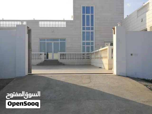 للبيع استراحة راقية في مرباط ( حينو )
