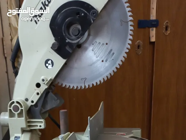 منشار كهربائي (ماركة مكيتا) للبيع