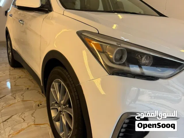 2017 Hyundai Grand Santa Fe