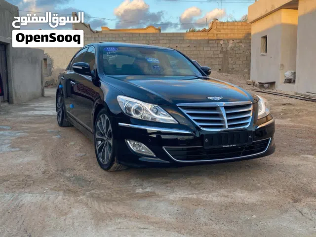 2013 جينيسيس G80