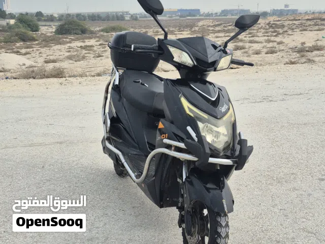 للبيع سكوتر كهربائي 2022 نضيف جدا السعر 180 وقابل