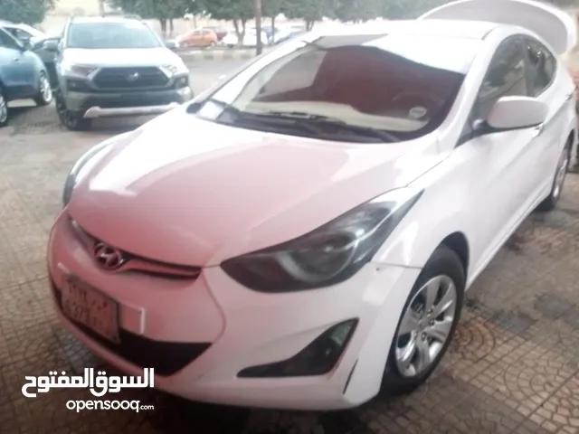 Hyundai Elantra 2015 in Al Bayda'