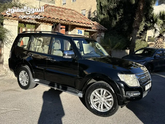 متسوبيشي باجيرو 2016 بحالة الوكالة ممشى قليل للبيع بسعر مغري و قابل للتفاوض