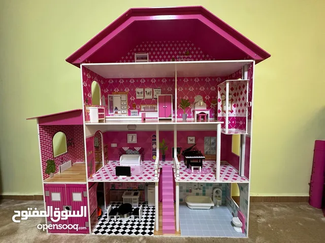 بيت باربي كبير مستعمل بحالة الجديد