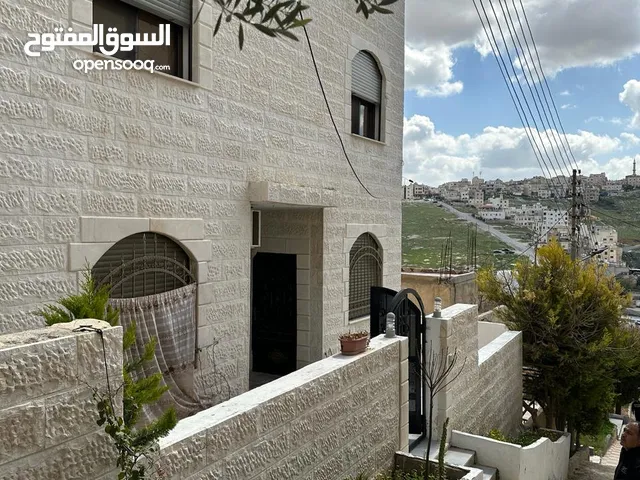 139m2 4 Bedrooms Townhouse for Sale in Amman Salihiyat Al-Abid