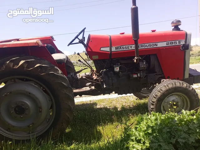 1984 Tractor Agriculture Equipments in Mafraq