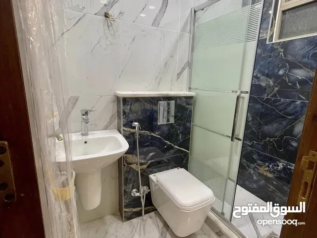 212m2 3 Bedrooms Apartments for Sale in Zarqa Al Zarqa Al Jadeedeh