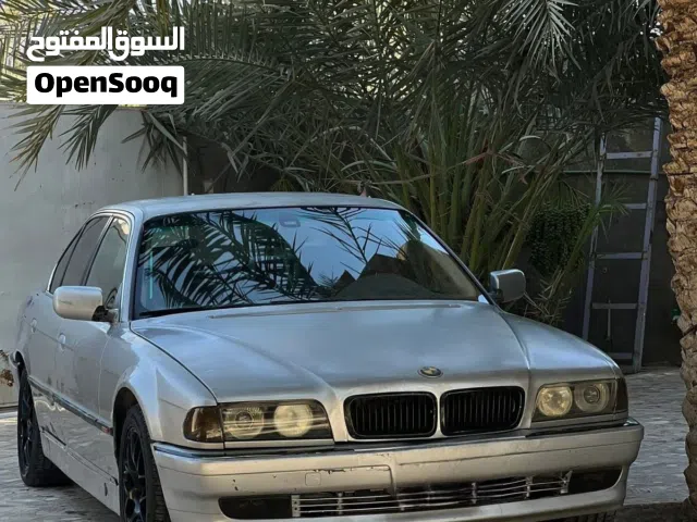 1995 بي ام دبليو الفئة 7 740