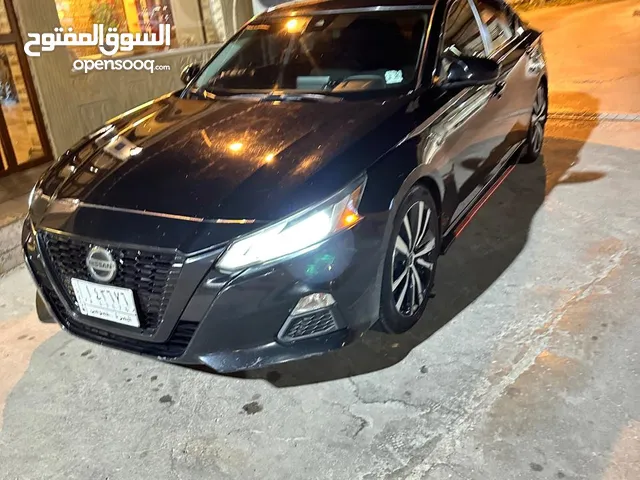 Used Nissan Altima in Basra