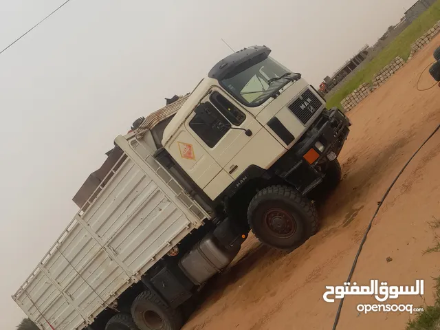 2005 Other Lift Equipment in Kufra