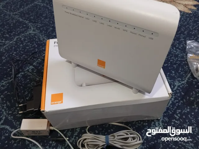 للبيع راوتر أورانج ADSL مع كل أسلاكه نظيف جدا شبه جديد استعمال بسيط جداً