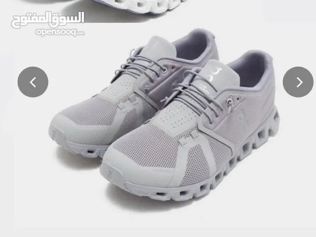 Grey Sport Shoes in Kuwait City