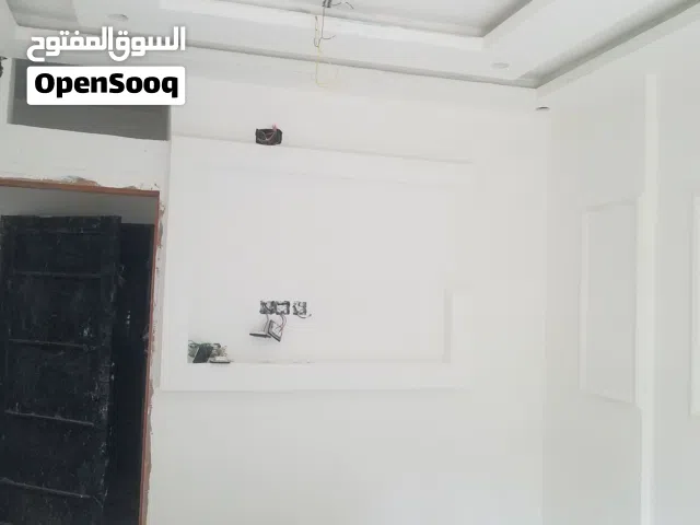 33 m2 2 Bedrooms Apartments for Sale in Ibb Other