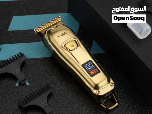 ماكينة حلاقة VGR المعروفة  موديل V-965 الناعمة  مع شاشة ديجيتال لعرض نسبة الشحن  الرأس الأساسي