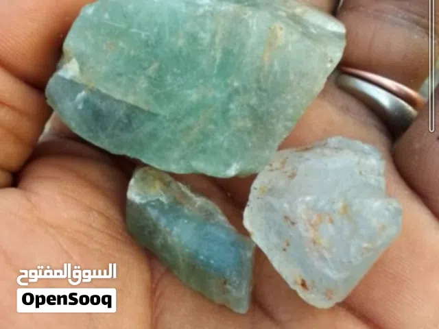حجر كريم للبيع