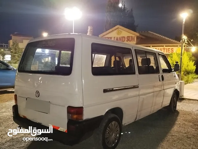 للبيع كاش او بدل على كادي او بيجو او توران بشرط يكون عدد المقاعد 7