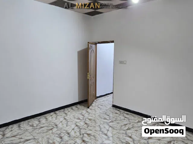 90 m2 2 Bedrooms Apartments for Rent in Basra Al Mishraq al Jadeed
