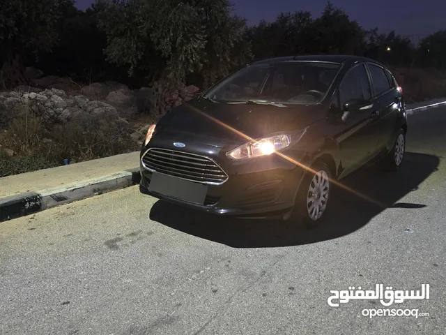 فورد فيستا ترخيص 2014 اوتوماتيك ماتور 1600 بنزين.. يد أولى..