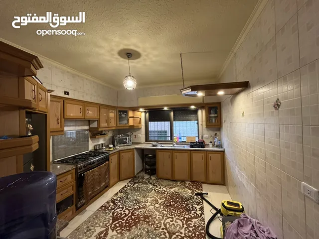 مطبخ الامينيوم