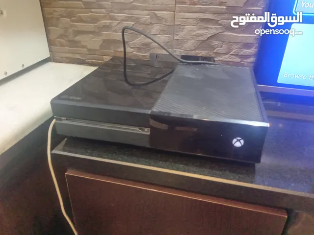 جهاز Xbox One بحالة ممتازة + يد GameSir G7 احترافية وكابل طويل – تجربة لعب لا مثيل لها!