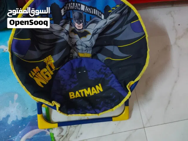 كرسي ومكتب