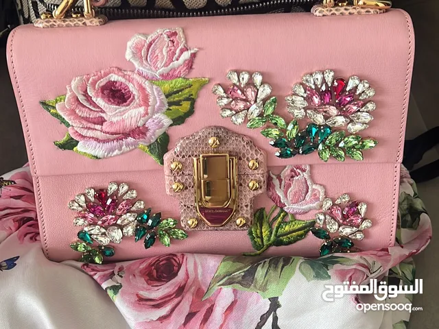 Stunning dolce, Gabbana hand back