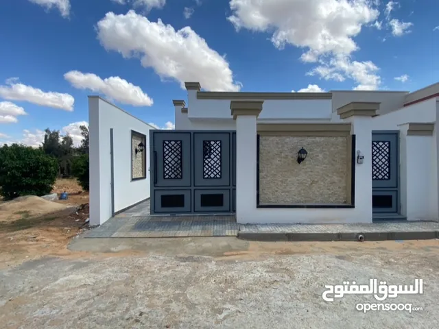 124 m2 5 Bedrooms Townhouse for Sale in Tripoli Ain Zara