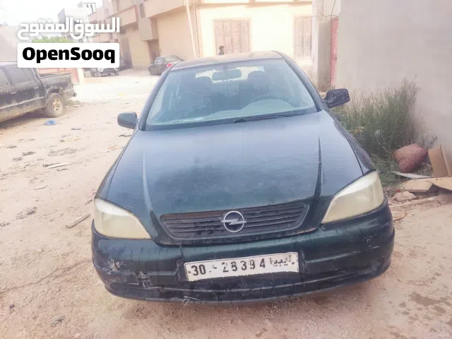 2000 أوبل استرا GSe