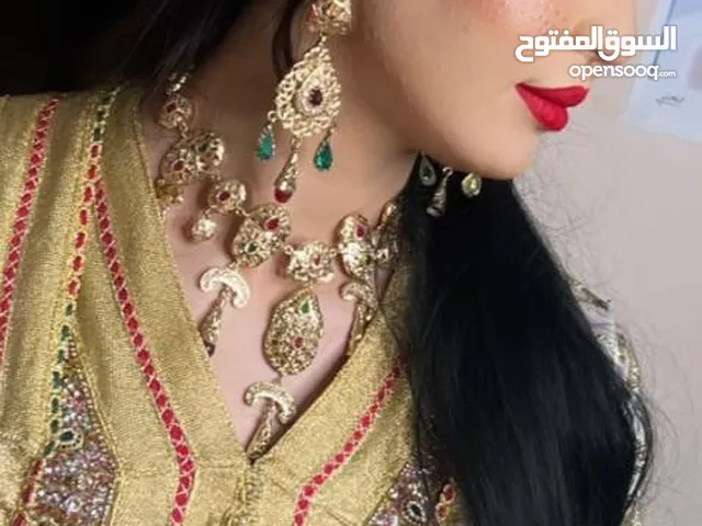 ميكاب ارتيست محترفه في ابو ظبي makeup artist abu dhabi