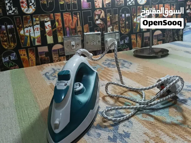 مكواة بحالة ممتازة