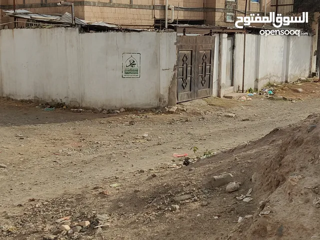 11 m2 More than 6 bedrooms Townhouse for Sale in Sana'a Asbahi