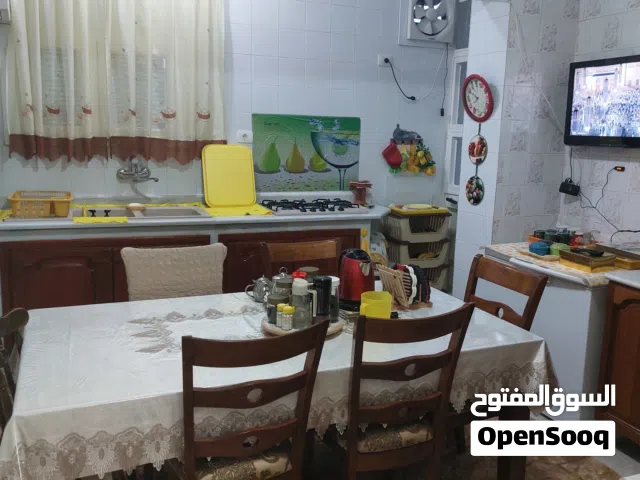 185 m2 4 Bedrooms Apartments for Sale in Tripoli Al-Mansoura
