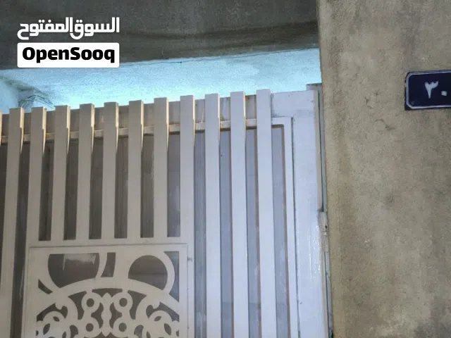 100 m2 4 Bedrooms Townhouse for Rent in Baghdad Abu Dshir