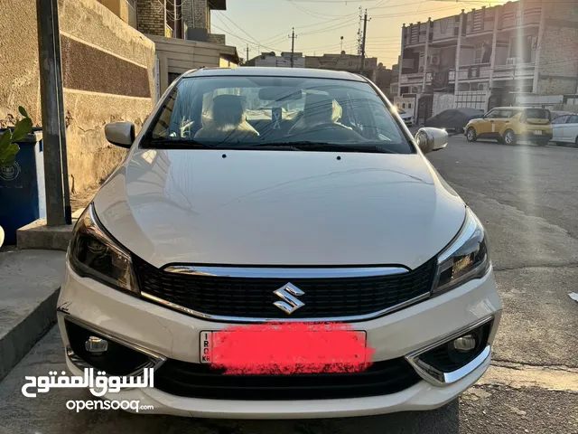 سيارة سوزوكي سياز موديل 2023 جديدة ماشية 15000 سنوية بسمي رقم اربيل... مواصفات سيارة معروفة