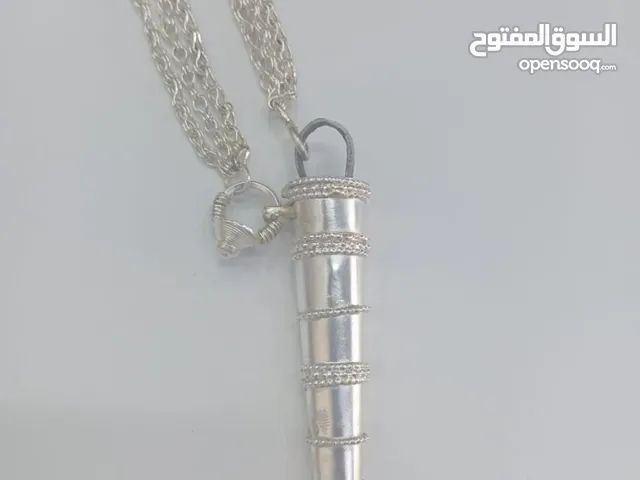 منقاش تقليدي للخنحر العمانيه فضه عمانيه