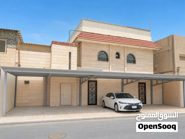 400 m2 More than 6 bedrooms Townhouse for Rent in Al Ahmadi Riqqa