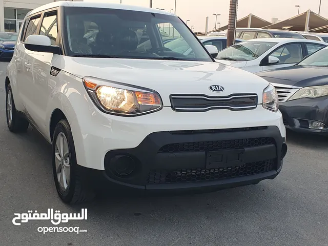 2017 كيا سول وارد نضيف و جاهز للتسجيل ماكينه 1600cc موفره بالبترول