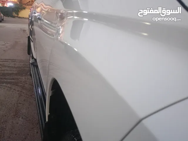 Used Mitsubishi L200 in Baghdad