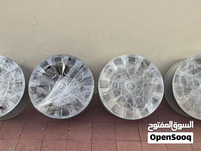 رنقات VXR   2024 مقاس 21 بحالة ممتازه ( اصلي )
