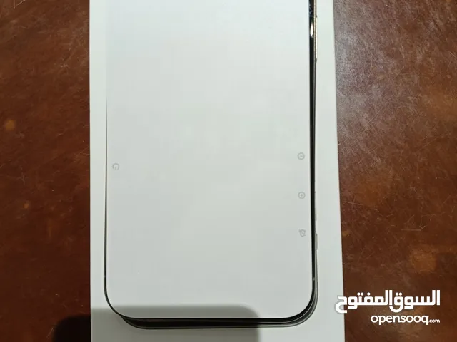 Apple iPhone 15 Pro Max 256 GB in Muscat