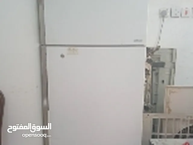 so good condition heavy  refrigerator dual fan inverter refrigerator