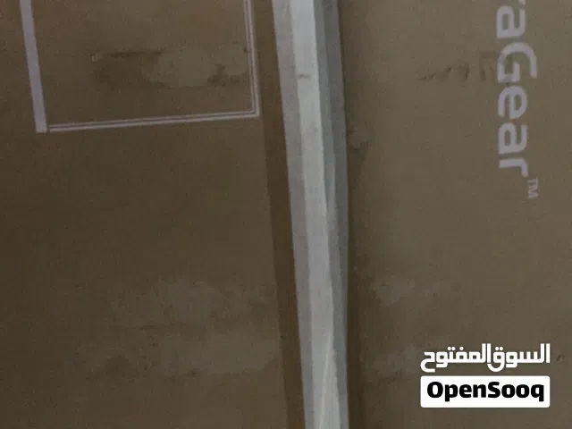 32" LG monitors for sale  in Al Batinah