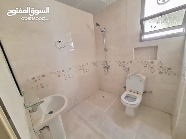 140 m2 2 Bedrooms Apartments for Rent in Abu Dhabi Al Shamkhah